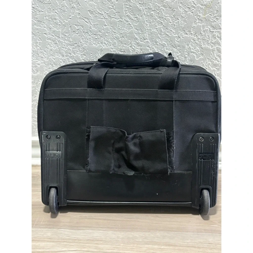 Tumi Alpha Deluxe Wheeled Briefcase Black Ballistic Nylon Laptop Bag 2207D3‎